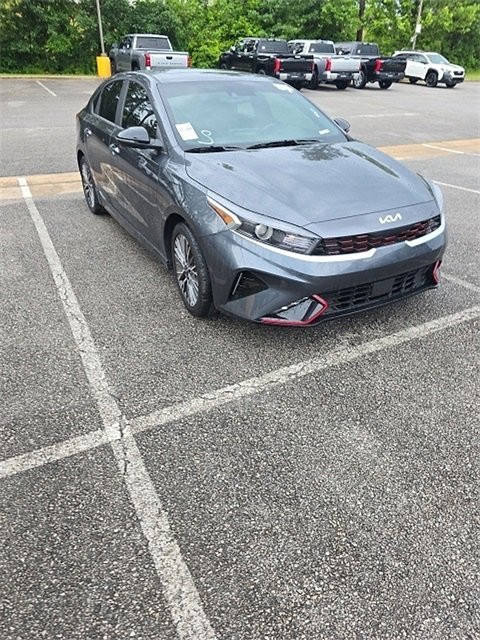 2024 Kia Forte Sdn.