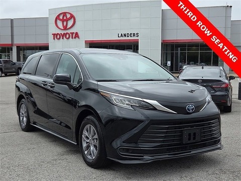 2023 Toyota Sienna.