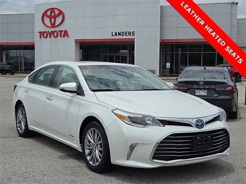 2016 Toyota Avalon.