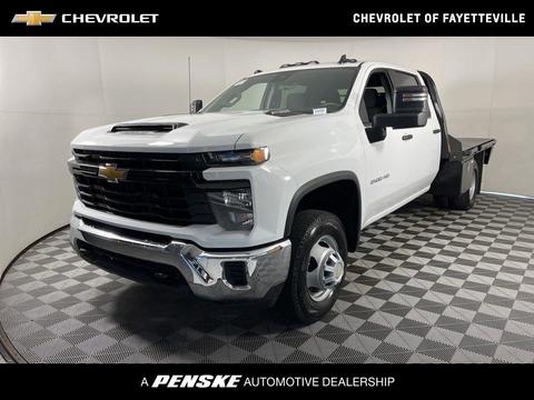 2025 Chevrolet Silverado 3500.