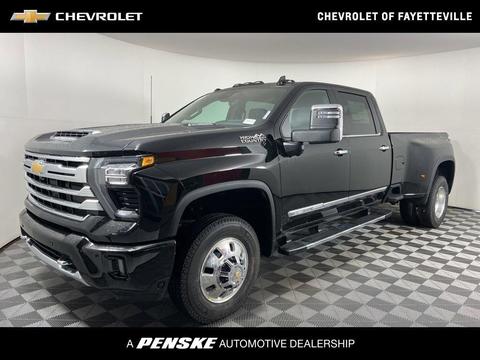 2025 Chevrolet Silverado 3500.
