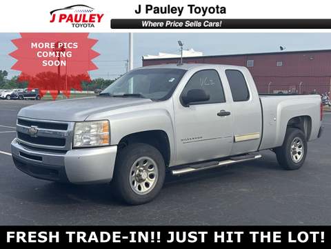 2011 Chevrolet Silverado 1500.