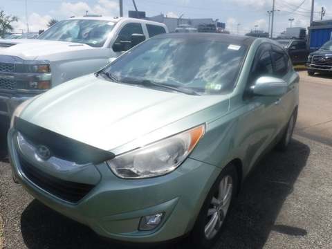 2011 Hyundai Tucson.