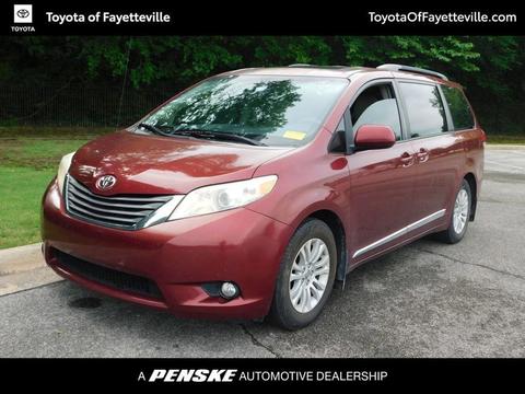 2014 Toyota Sienna.