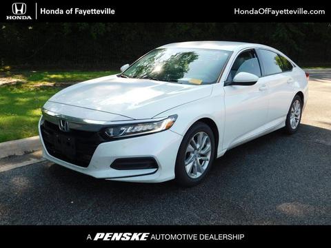 2018 Honda Accord.