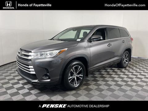2018 Toyota Highlander.