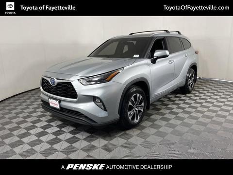 2022 Toyota Highlander.