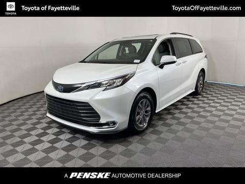 2023 Toyota Sienna.