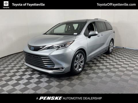 2022 Toyota Sienna.