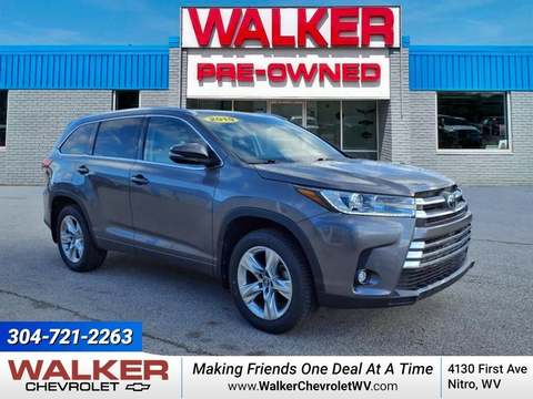 2019 Toyota Highlander.