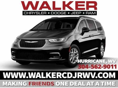 2023 Chrysler Pacifica.