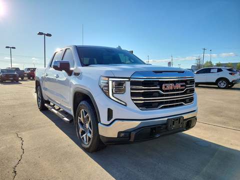 2022 GMC Sierra 1500.