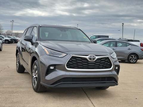 2022 Toyota Highlander.