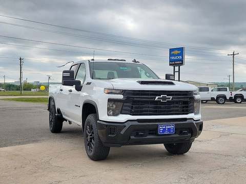 2025 Chevrolet Silverado 3500.