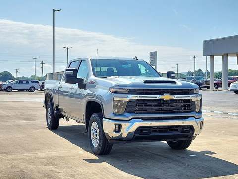 2025 Chevrolet Silverado 3500.