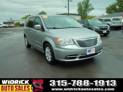 2014 Chrysler Town And Country.