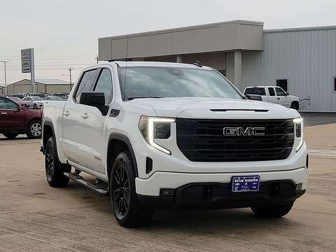 2022 GMC Sierra 1500.