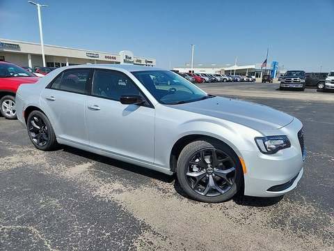 2023 Chrysler 300.
