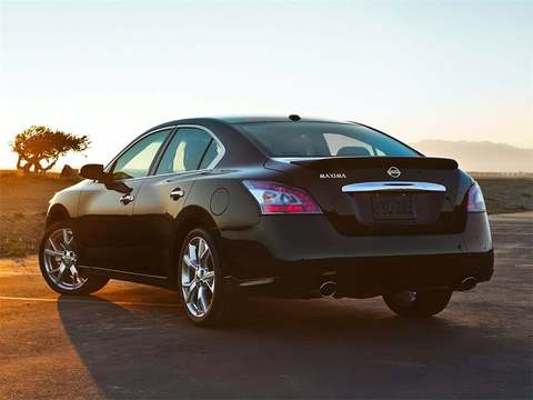 2014 Nissan Maxima.