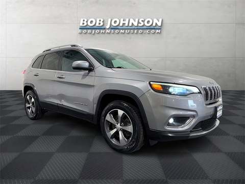 2020 Jeep Cherokee.