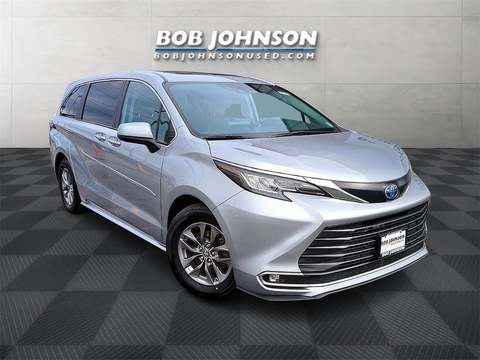 2023 Toyota Sienna.