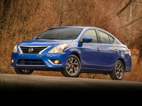 2016 Nissan Versa Sdn.