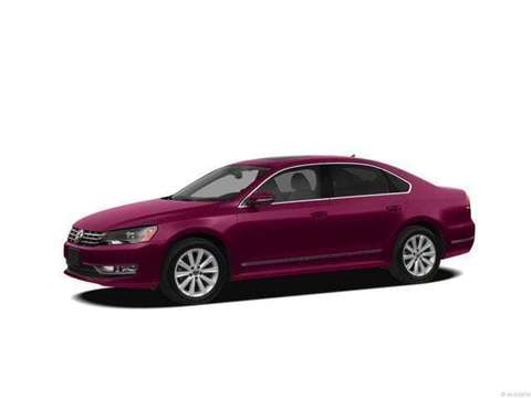 2013 Volkswagen Passat.