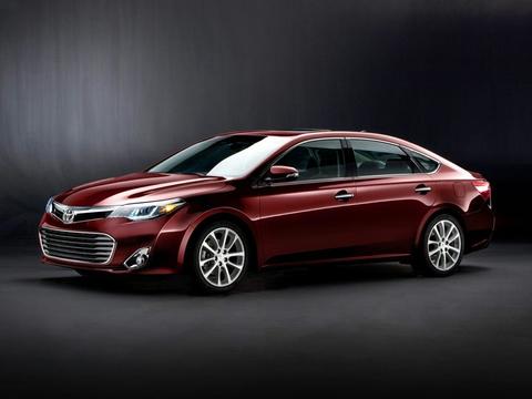 2013 Toyota Avalon.