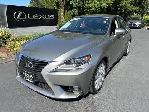 2014 Lexus IS.