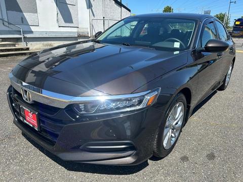 2018 Honda Accord.