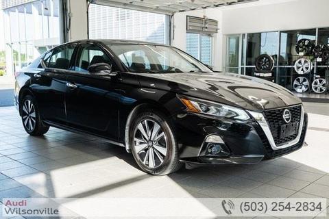 2022 Nissan Altima.