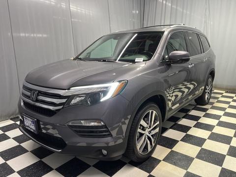 2017 Honda Pilot.