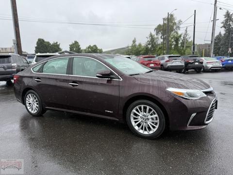 2018 Toyota Avalon.