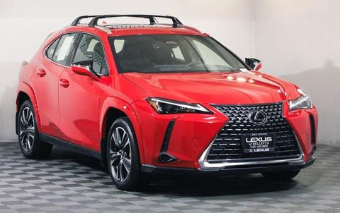 2025 Lexus UX.