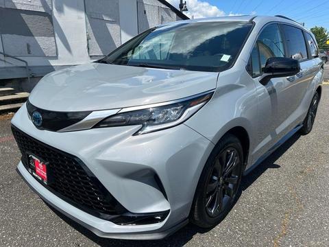 2023 Toyota Sienna.