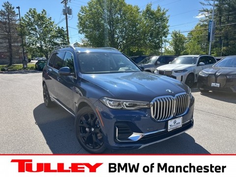 2022 BMW X7.