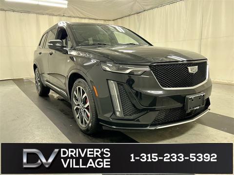 2022 Cadillac XT6.