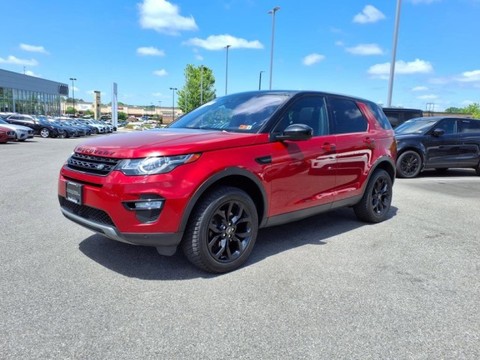 2019 Land Rover Discovery.