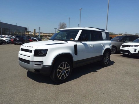 2024 Land Rover Defender.
