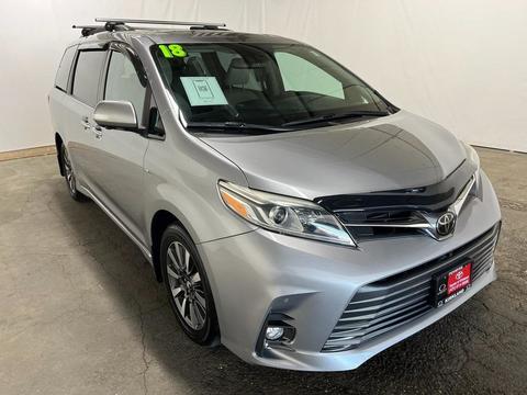 2018 Toyota Sienna.