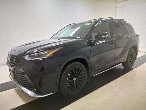 2023 Toyota Highlander.