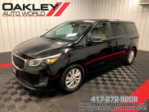 2018 Kia Sedona.