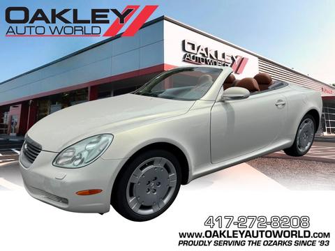 2005 Lexus SC.