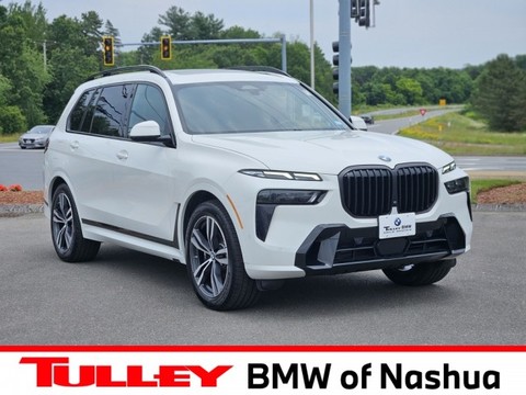 2023 BMW X7.
