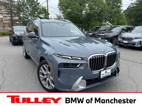 2025 BMW X7.