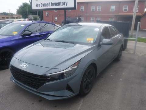 2023 Hyundai Elantra.