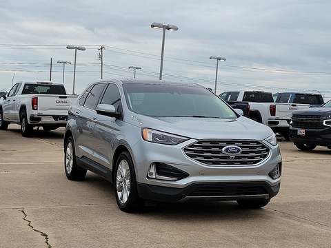 2020 Ford Edge.