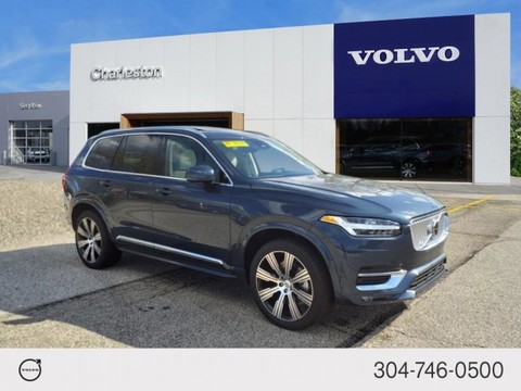 2025 Volvo XC90.