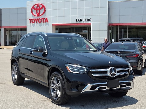 2022 Mercedes-Benz GLC-Class.
