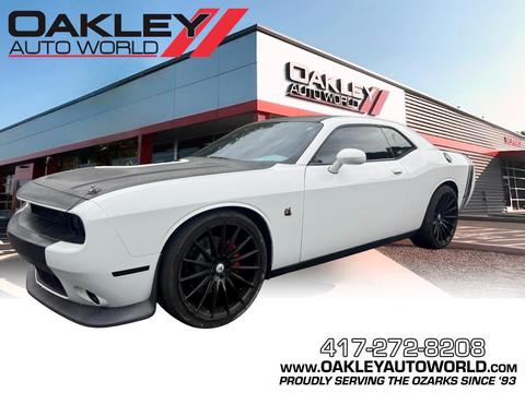 2019 Dodge Challenger.